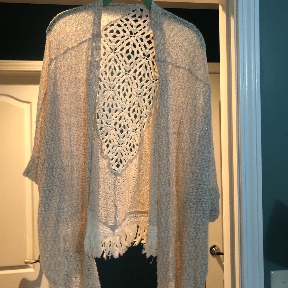 Cardigan with crochet back